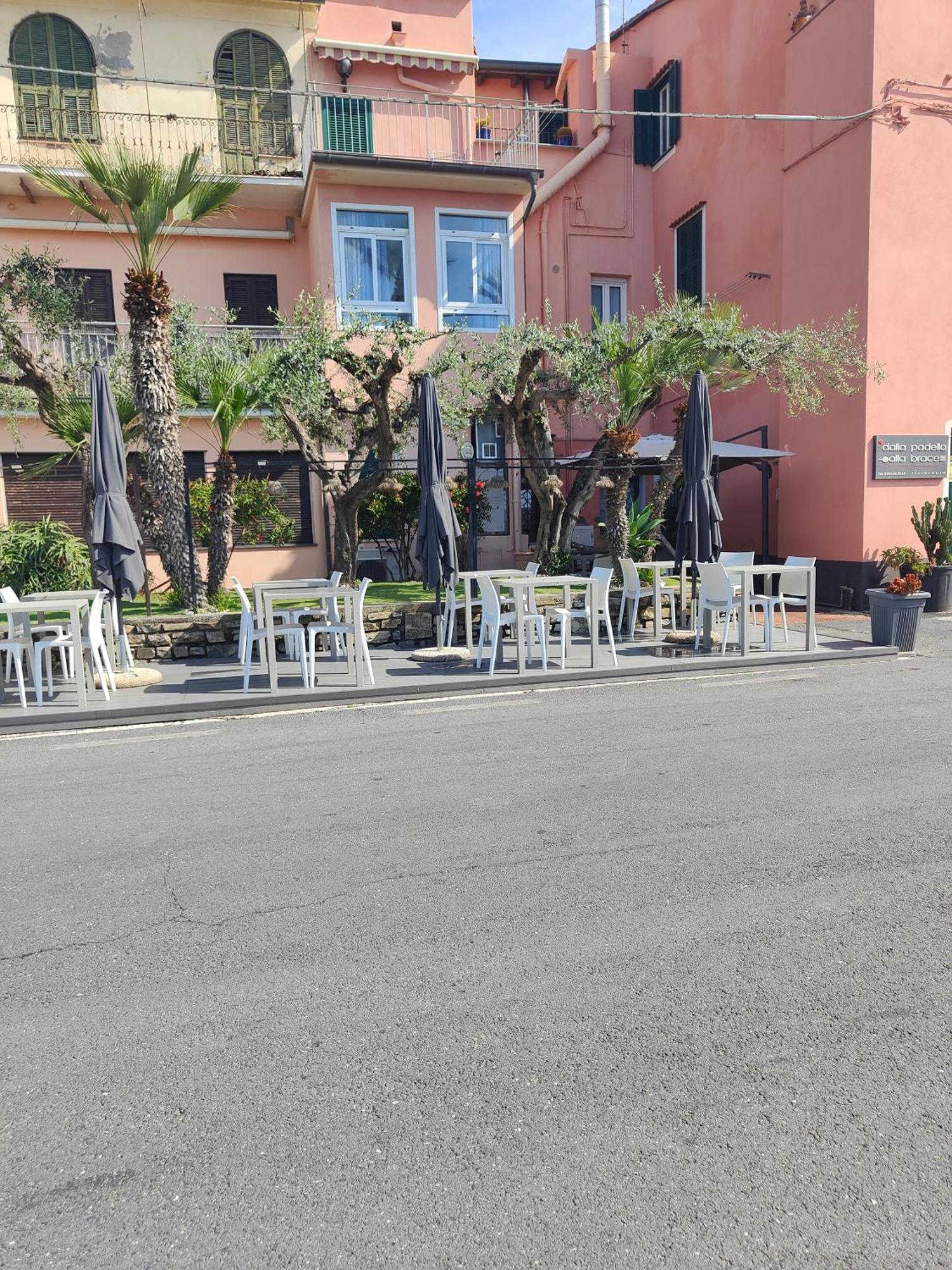 Riva Vacanze Riva Ligure Luaran gambar